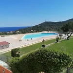 Le Hameau Cap Esterel Апартаменты *
